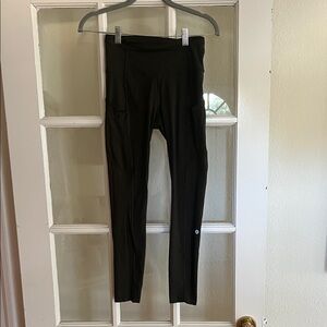 lululemon athletica dark green Leggings wunder train